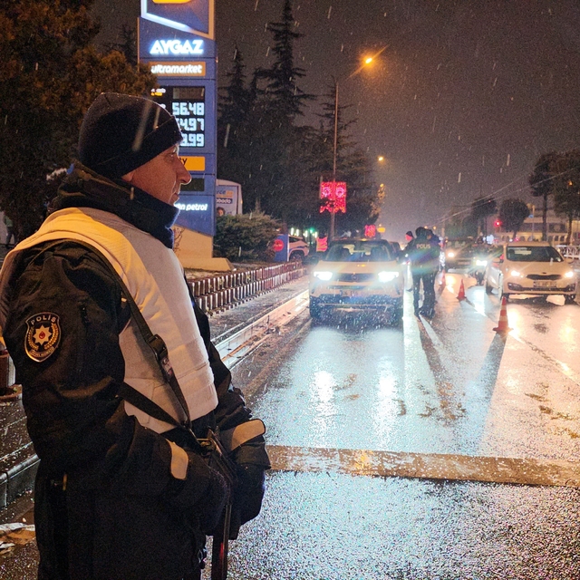 Kayseri'de polis ekipleri denetimleri artırdı
