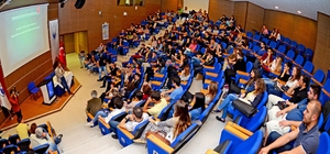 Yaşar Üniversitesi dünyanın en iyileri listesinde