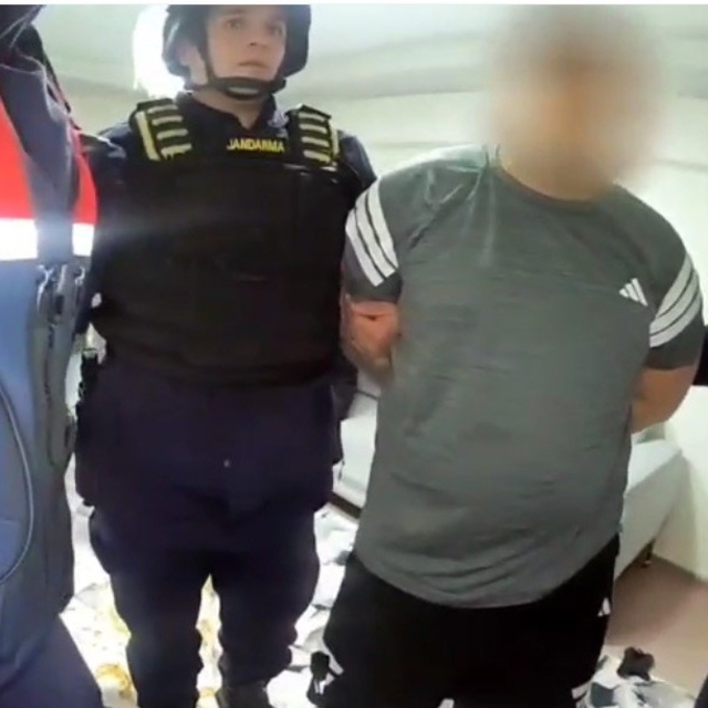 Hırsızlık zanlıları JASAT ekiplerince yakalandı