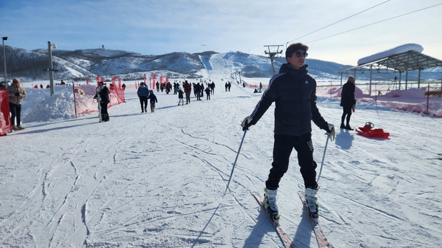 Munzur'un eteklerinde kayak sezonu başladı