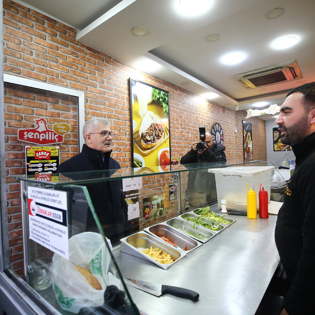 Bingöl Valisi Çelik'ten esnaf, şehit ailesi ve gazi ziyareti