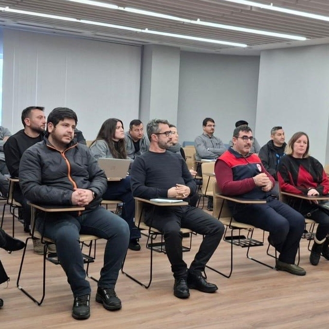 Bitki koruma ürünleri ve b-reçete sistemi eğitimi verildi