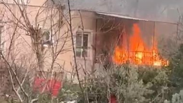 Osmaniye'de müstakil evin kilerinde çıkan yangın söndürüldü