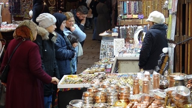 Gaziantep'teki tarihi çarşılarda yarıyıl tatili yoğunluğu