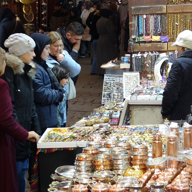 Gaziantep'teki tarihi çarşılarda yarıyıl tatili yoğunluğu