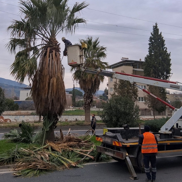 Efeler Belediyesi'nden Umurlu Karayolu'nda çalışma