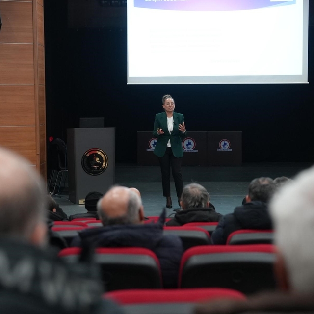 Şoförlere stres yönetimi eğitimi verildi
Etkin iletişim için yapılması gere...