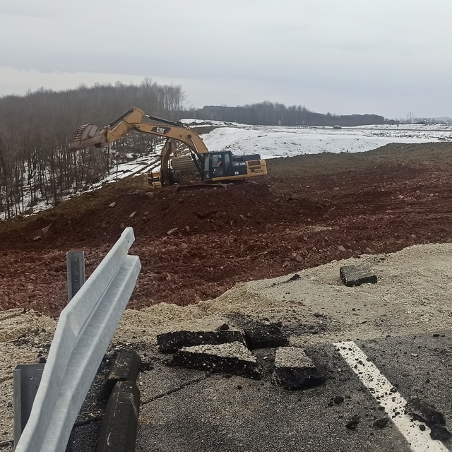 Kandıra Bölünmüş Yolu'nda heyelan meydana geldi