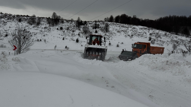 Ordu'da kar ve tipi nedeniyle ulaşımda aksamalar yaşandı