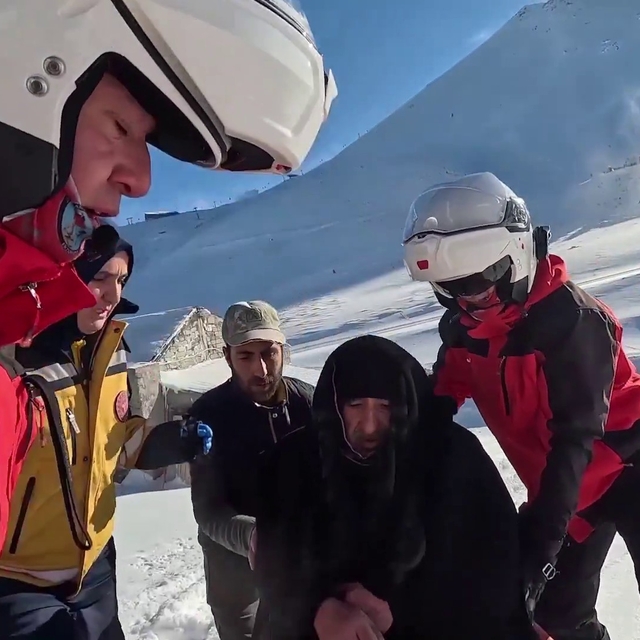 JAK timleri imdada yetişti