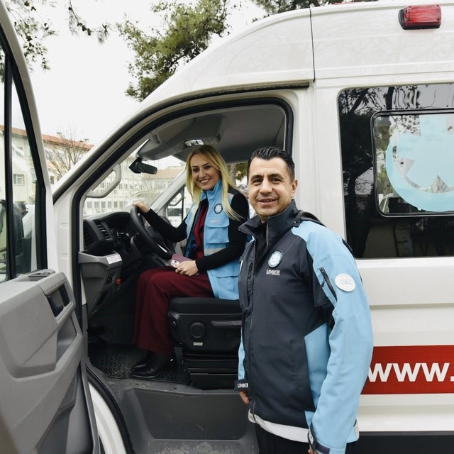 Muğla UMKE'ye tam donanımlı lojistik araç