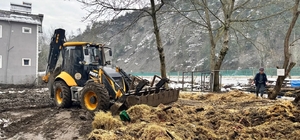 Yanan mobilya atölyesinde hasar tespit çalışması