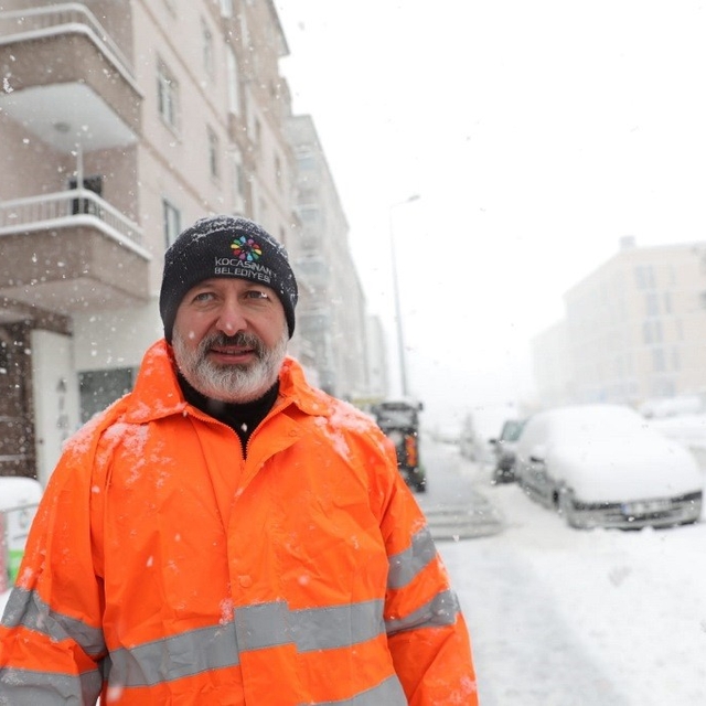Başkan Çolakbayrakdar: "Modern araçlarımızla Kocasinan'ın her noktasındayız...