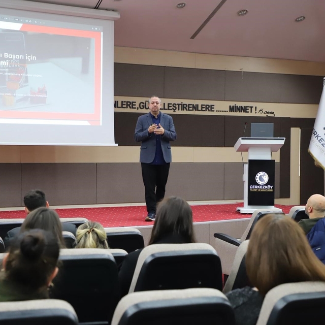 Tekirdağ'da 'E-Ticaret ve Dijital Dönüşüm Semineri' gerçekleştirildi
