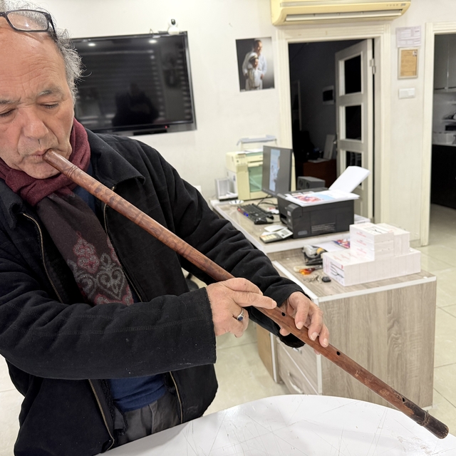 165 yıllık kavalını, hayrat çeşmesi yapmak için satışa çıkardı