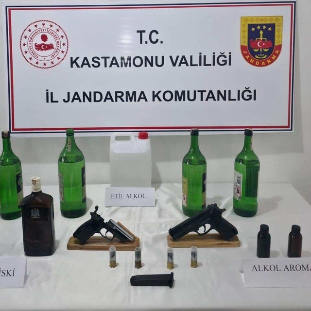 Kastamonu'da kaçakçılık ve uyuşturucu operasyonlarında 6 zanlı yakalandı