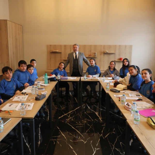 Melikgazi Belediye Başkanı Palancıoğlu, öğrencilerle bir araya geldi