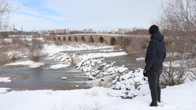 Sivas'ta kar yağışı ve soğuk hava etkili oluyor