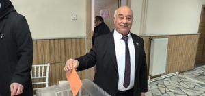 Şuhut'ta şoförler ve otomobilciler esnafı sandık başına gitti