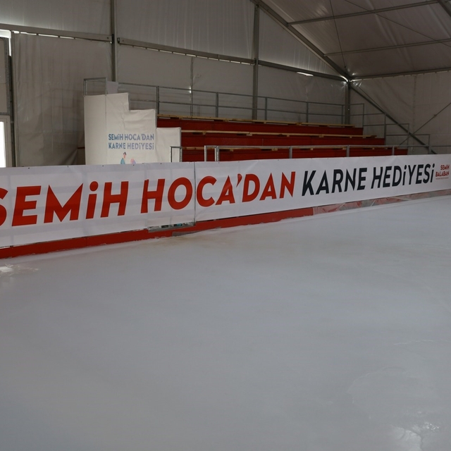 Başkan Balaban'dan karne hediyesi