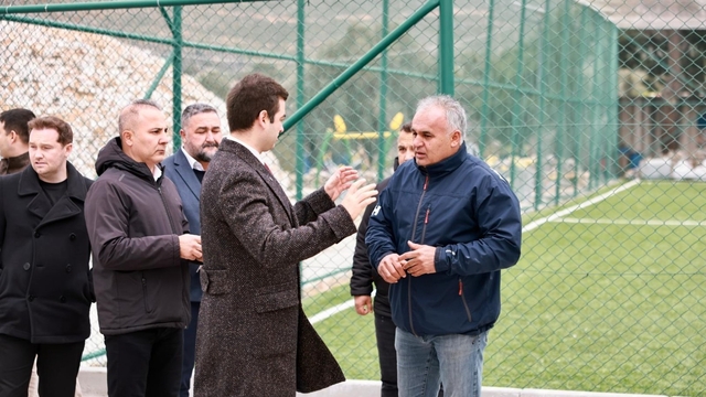 Başkan Mandalinci: "Mahallelerimizin ihtiyaçlarını yerinde tespit ediyoruz"