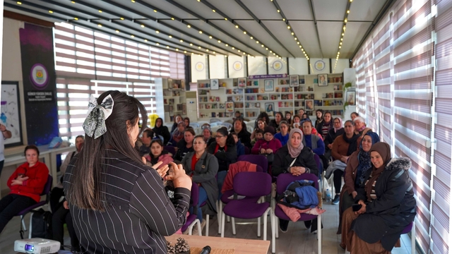 Tarsus'ta kadınlara sağlık ve güvenlik eğitimi