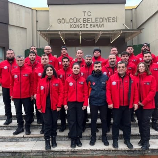 Gölcük Belediyesi Arama Kurtarma Ekibi eğitimlerini tamamladı