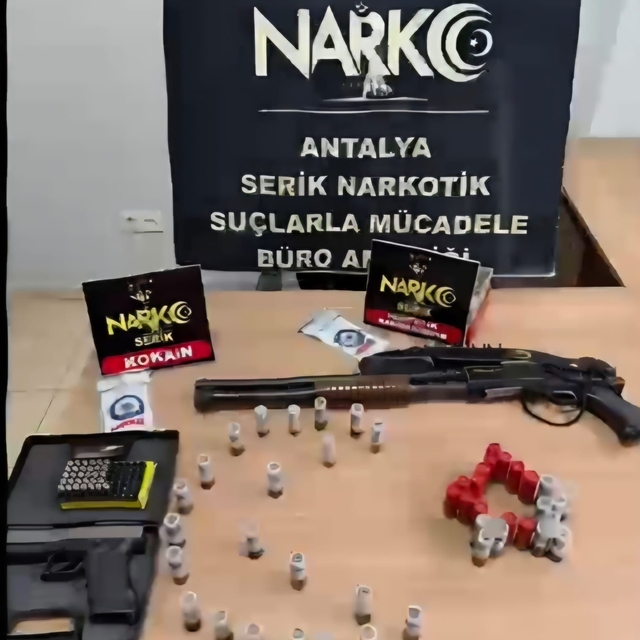 Serik'te uyuşturucu operasyonu: 25 gözaltı