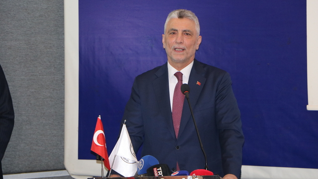 Bakan Bolat: Düzce esnafı için 100 milyon lira kredi desteği sağlayacağız (2)