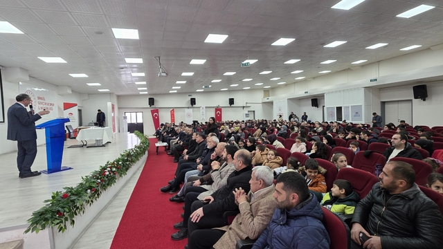 Bingöl'de "Spor Bilimlerinin Geleceği" programı düzenlendi