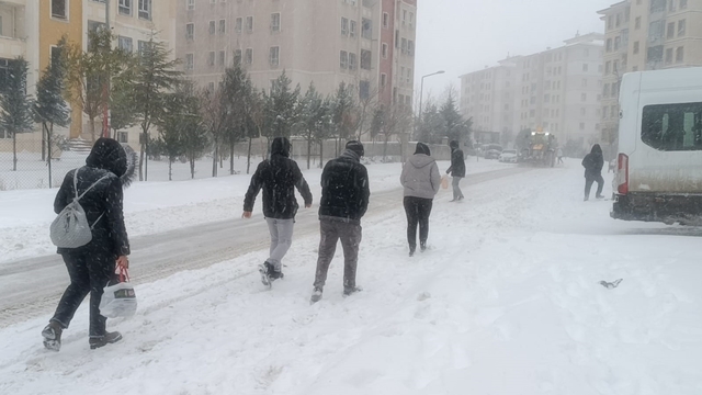 Gaziantep'te bazı kamu kurum ve kurslara kar tatili