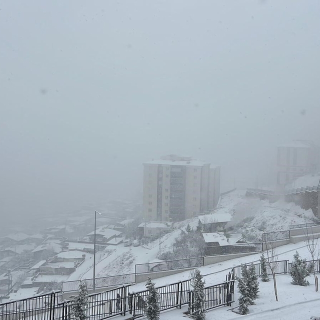 Kahramanmaraş'ta 61 yol ulaşıma kapandı