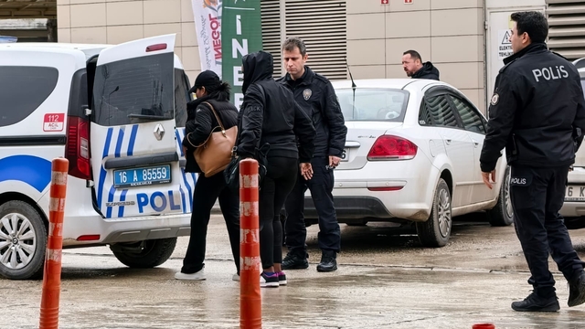 Bursa'da kaçak masör operasyonu: 3 kişi yakalandı, işletmeye 445 bin TL ceza