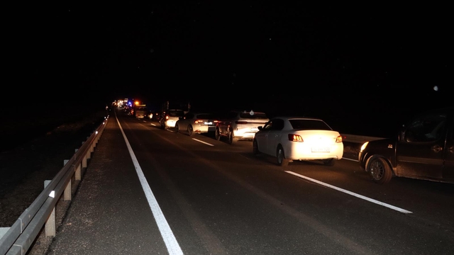 Mardin'de otomobil ile hafif ticari aracın çarpıştığı kazada 3 kişi öldü, 2 kişi yaralandı