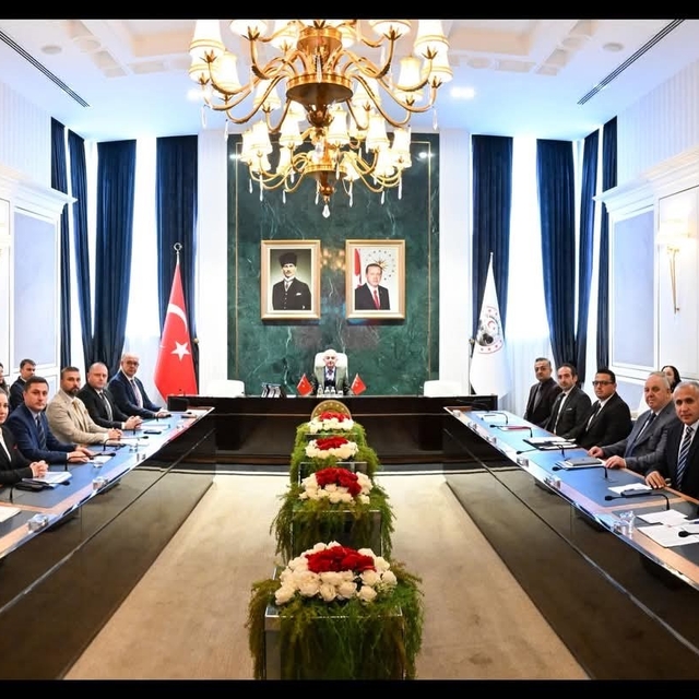 Kırklareli'nde gençlik ve spor yatırımları masaya yatırıldı
2025 çalışmalar...