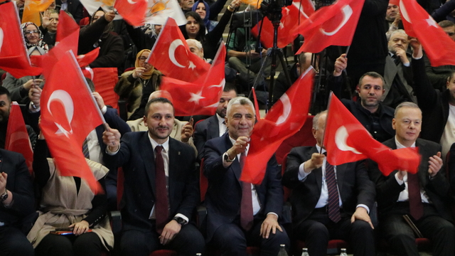 Bakan Bolat: Düzce esnafı için 100 milyon lira kredi desteği sağlayacağız (3)