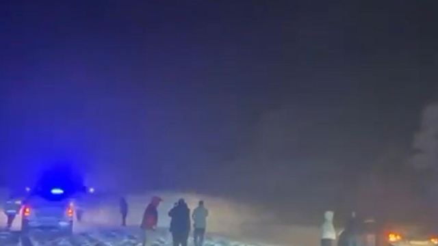 Erzincan-Sivas kara yolu çığ düşmesi sonucu ulaşıma kapandı