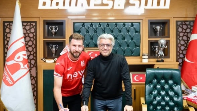 Balıkesirspor Akın Arıcan'a imza attırdı