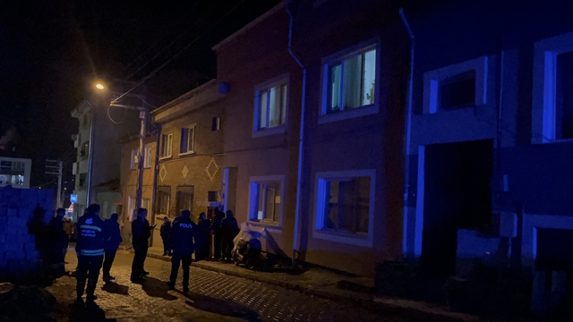 Eskişehir'de üçüncü kattan düşen şahıs ağır yaralandı