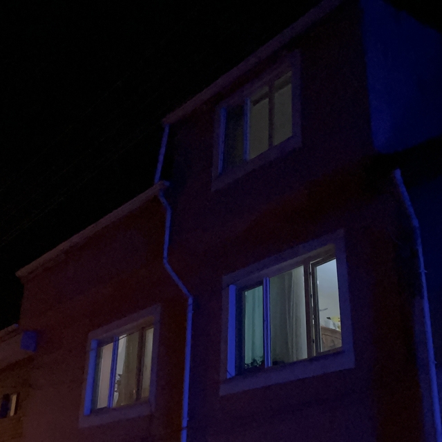 Eskişehir'de 3'üncü kattan düşen kişi ağır yaralandı