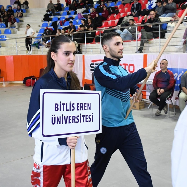 BEÜ'den Kick Boks Türkiye şampiyonluğu