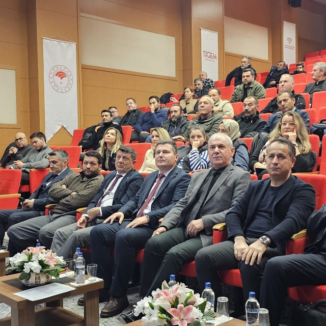 Bandırma'da midye yetiştiriciliği sektörü masaya yatırıldı