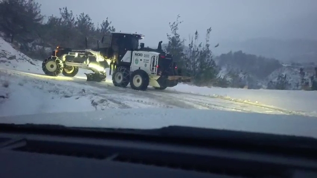 Osmaniye'de kar nedeniyle mahsur kalan vatandaşlar kurtarıldı