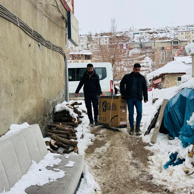 Engelli çocuğa anlamlı hediye