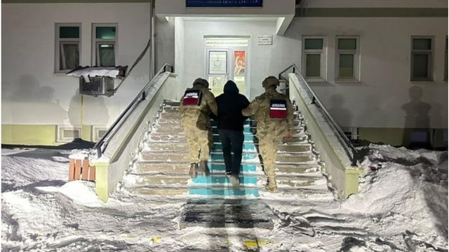 Bulanık'ta 8 yıl 4 ay hapis cezası bulunan şahıs yakalandı