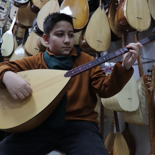 Anne hayal etti, oğlu gerçeğe dönüştürdü
Annesinin yarım kalan hayalini bağ...
