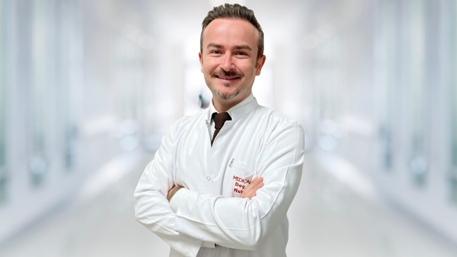 'Estetikte yanlış uygulamalar kalıcı doku kaybına yol açabiliyor'