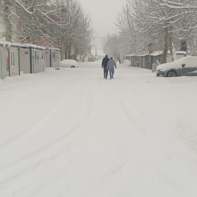 Gölbaşı'nda kar yağışı etkili oldu
