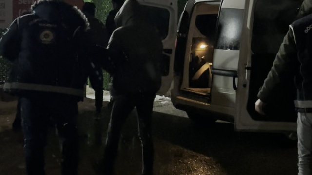 Tokat'ta durdurulan cipte 5 kaçak göçmen yakalandı