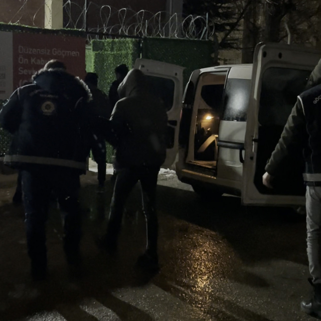 Tokat'ta durdurulan cipte 5 kaçak göçmen yakalandı